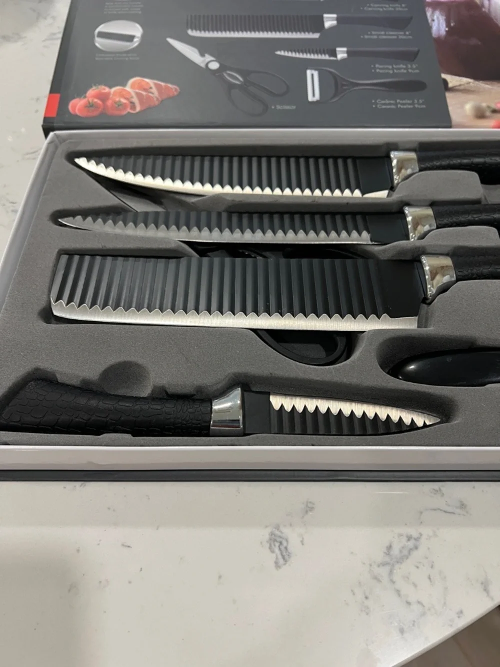 KUNZHISHENG 6-Piece Knife Set in Black and Silver